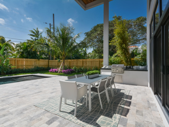 264 NE 4th St Boca Raton FL-large-020-61-Patio-1500x1000-72dpi